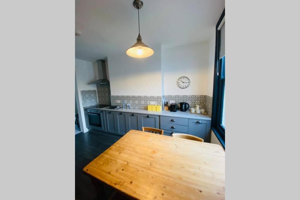 Beautiful First Floor Apartment In St Leonards Bagian luar foto